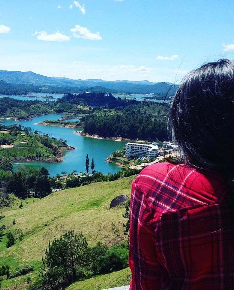 Lugar Embalse Peñol-Guatapé