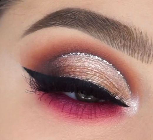 Cut Crease  