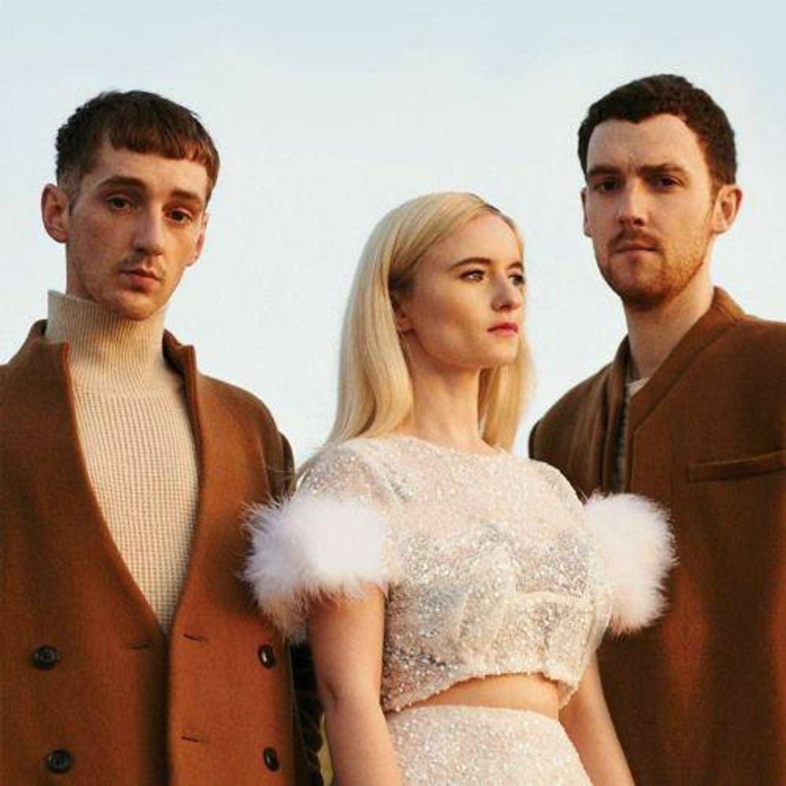 Fashion Clean Bandit - Rockabye (feat. Sean Paul & Anne-Marie) 