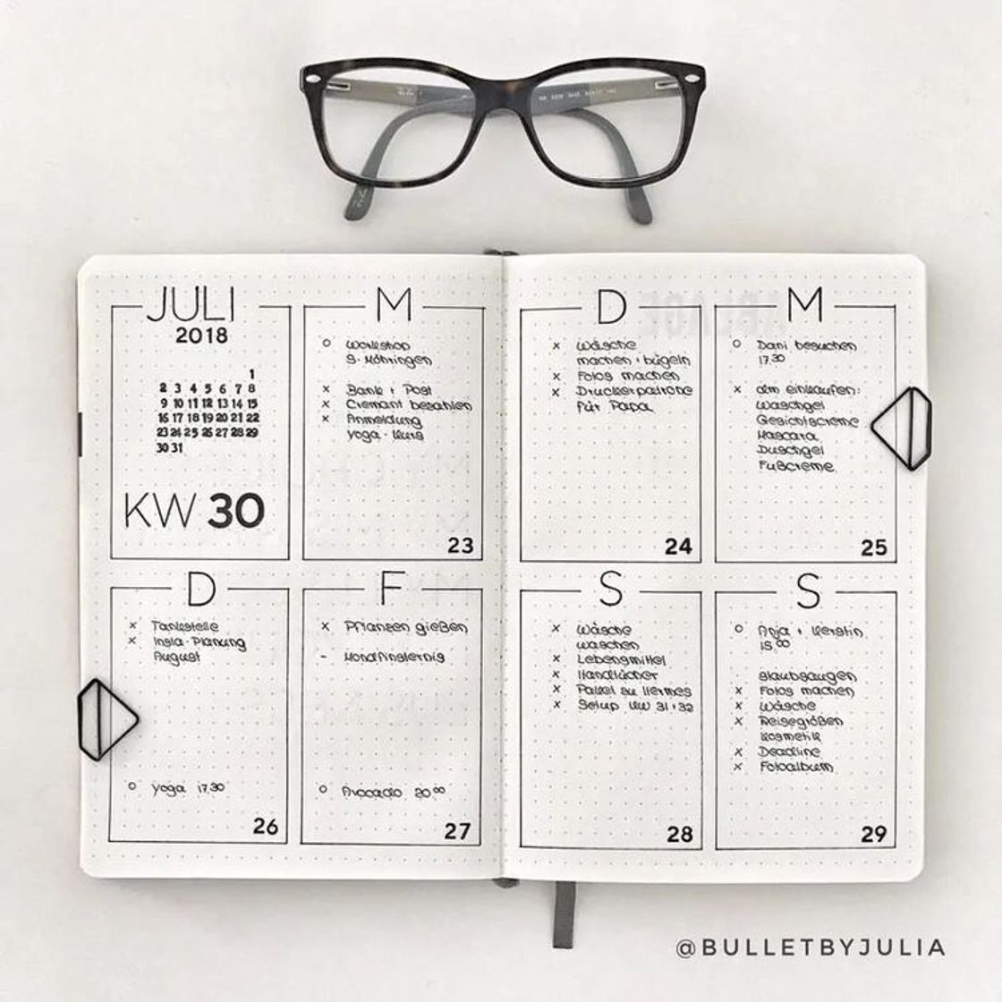 Social weekly planner 
