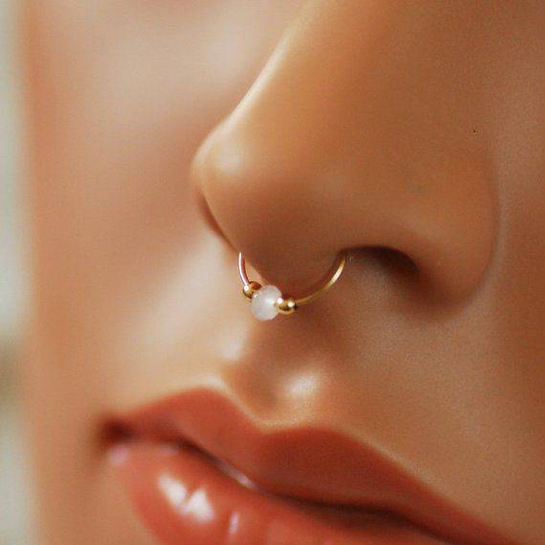 Moda piercing no narizz