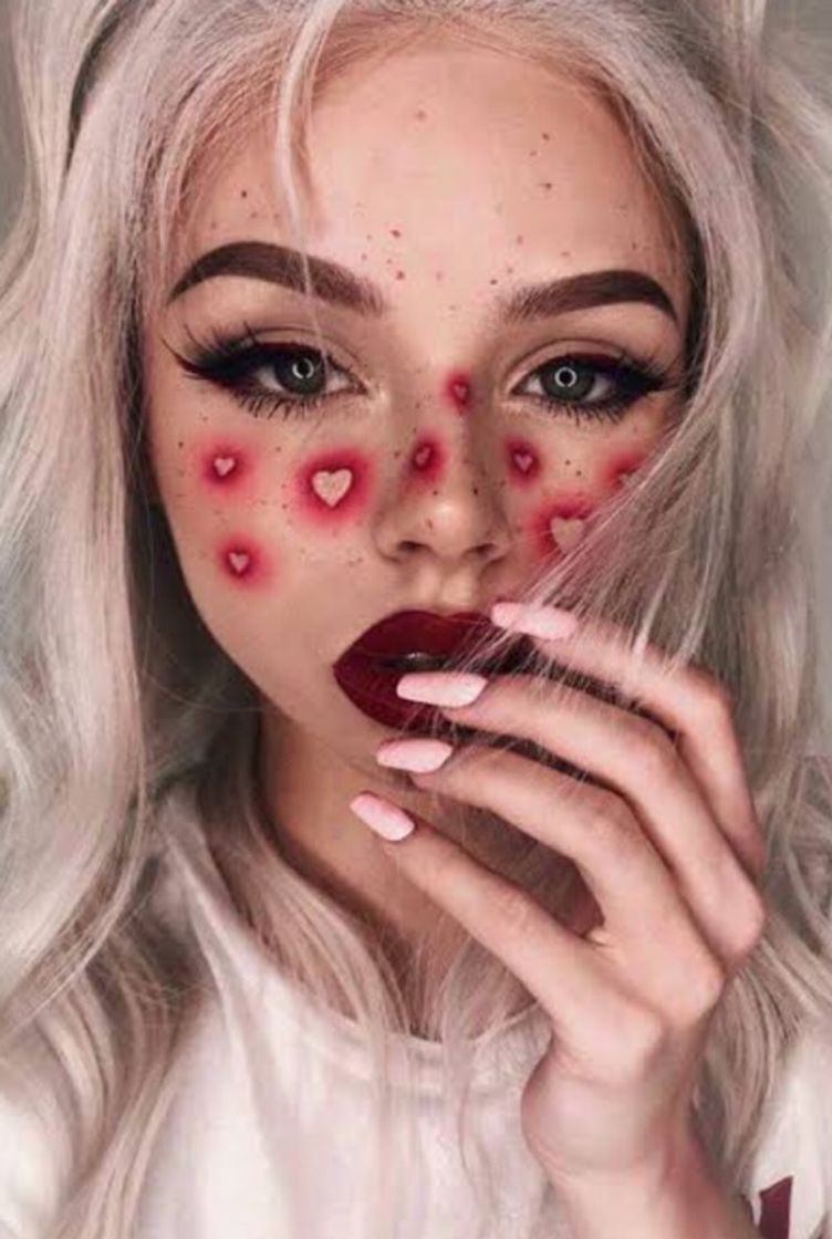 Canción Mood (feat. Iann Dior)