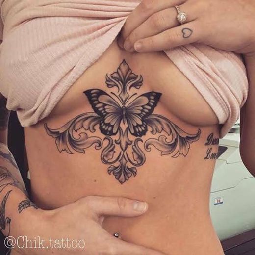 Tattoo feminina