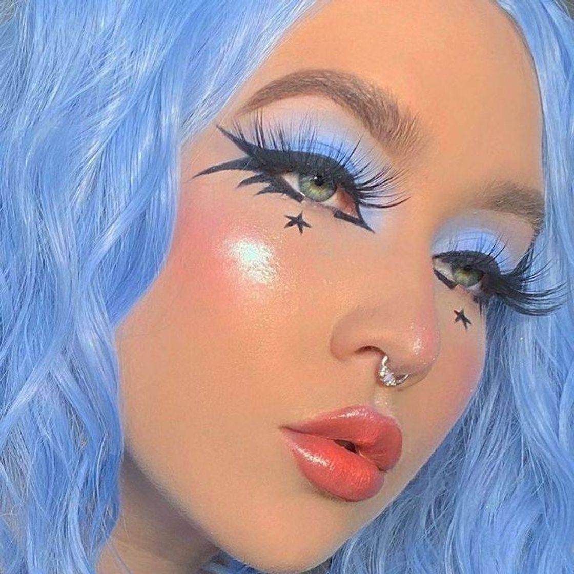 blue makeup