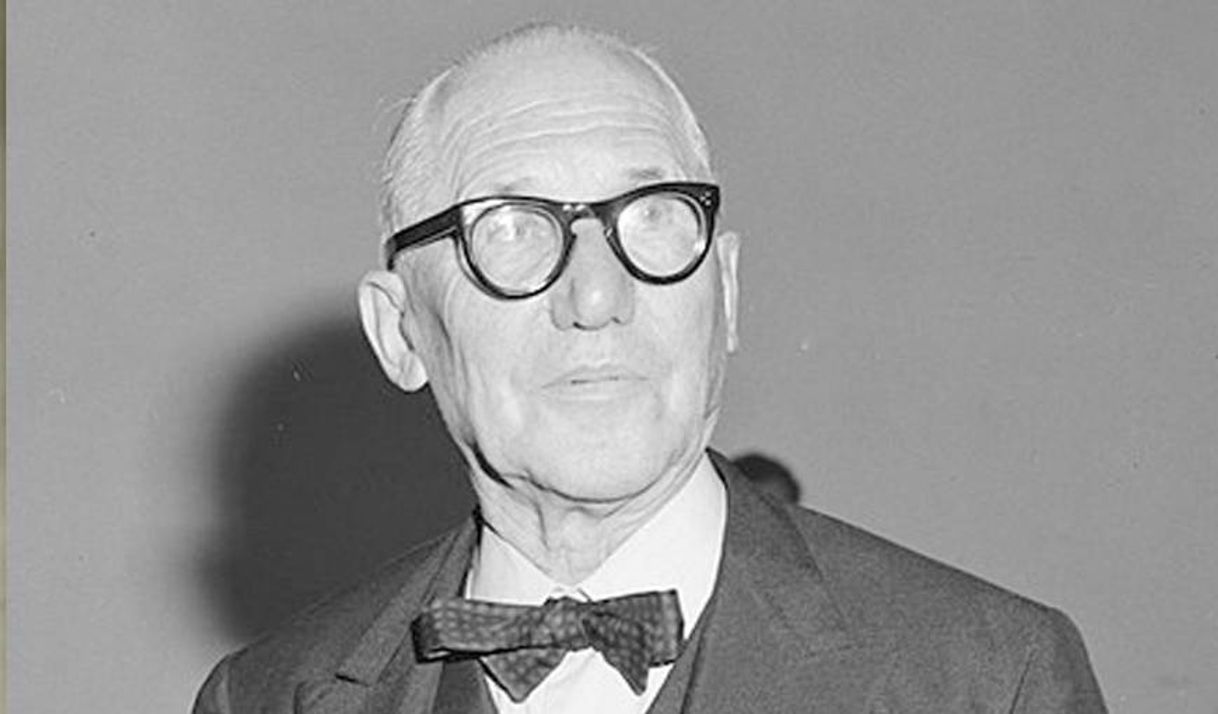 Social Le Corbusier


