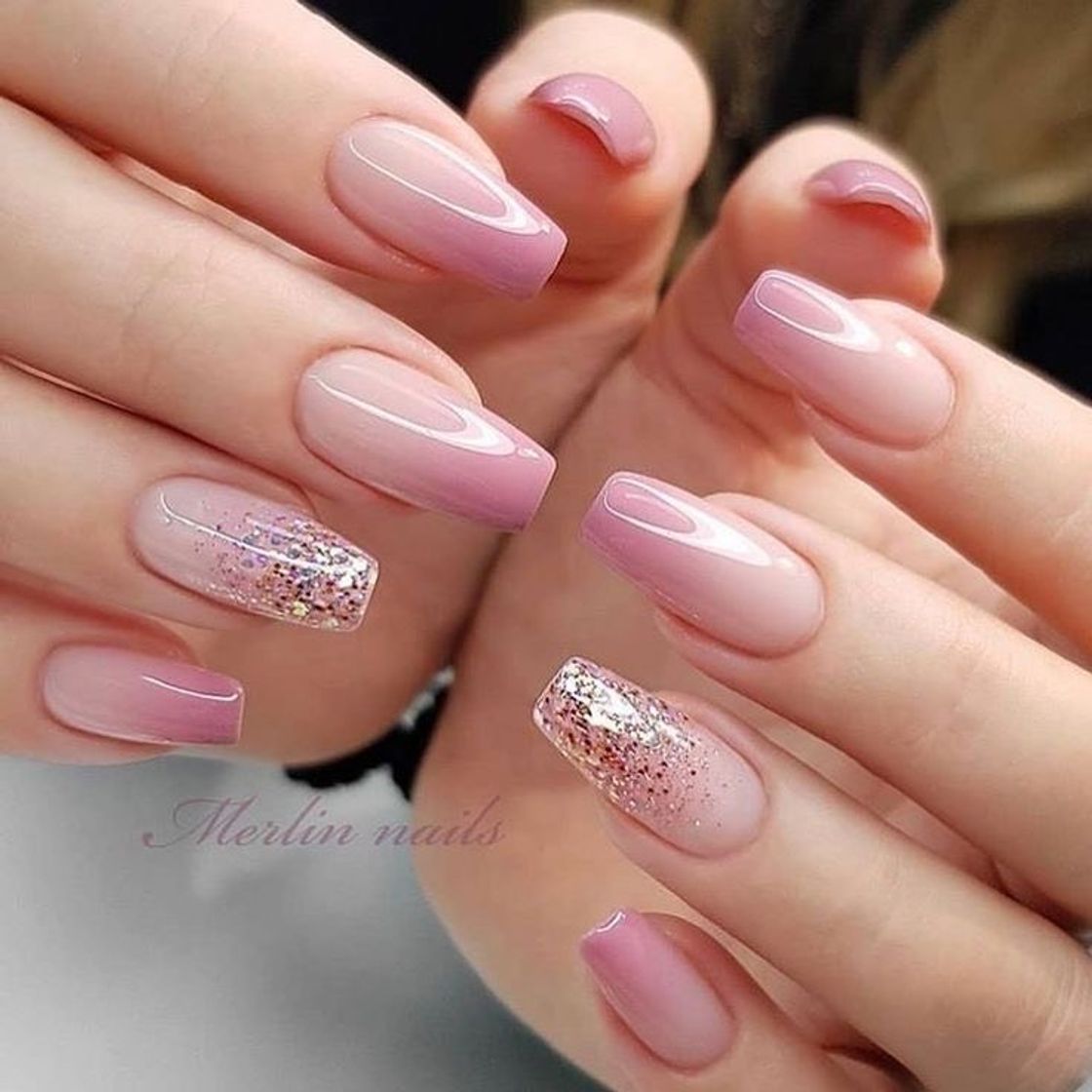 Unhas delicadas! 💗