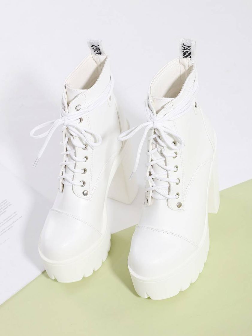 Botas con tacón grueso