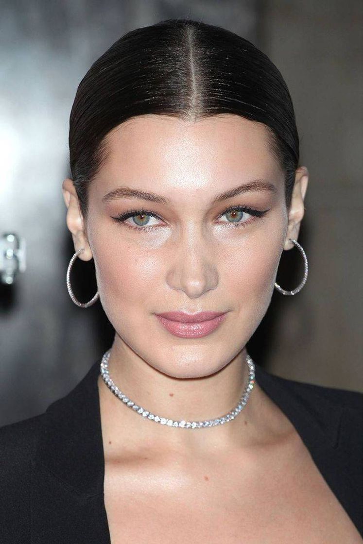 Moda model bella hadid 