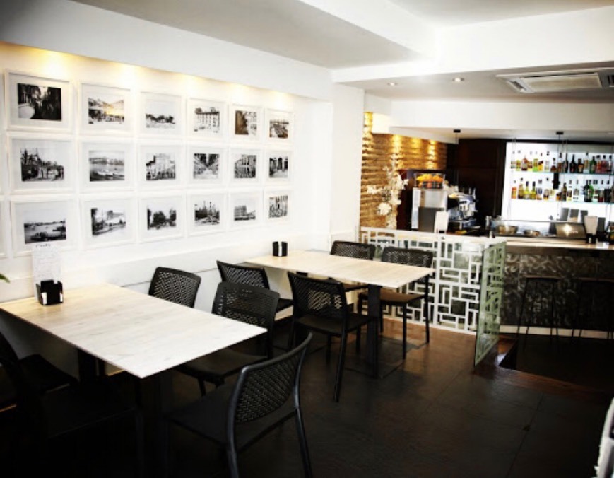 Restaurants Bar Plaza