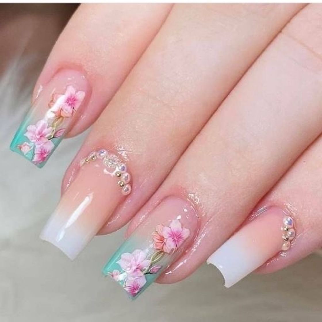 Moda Unhas delicadas