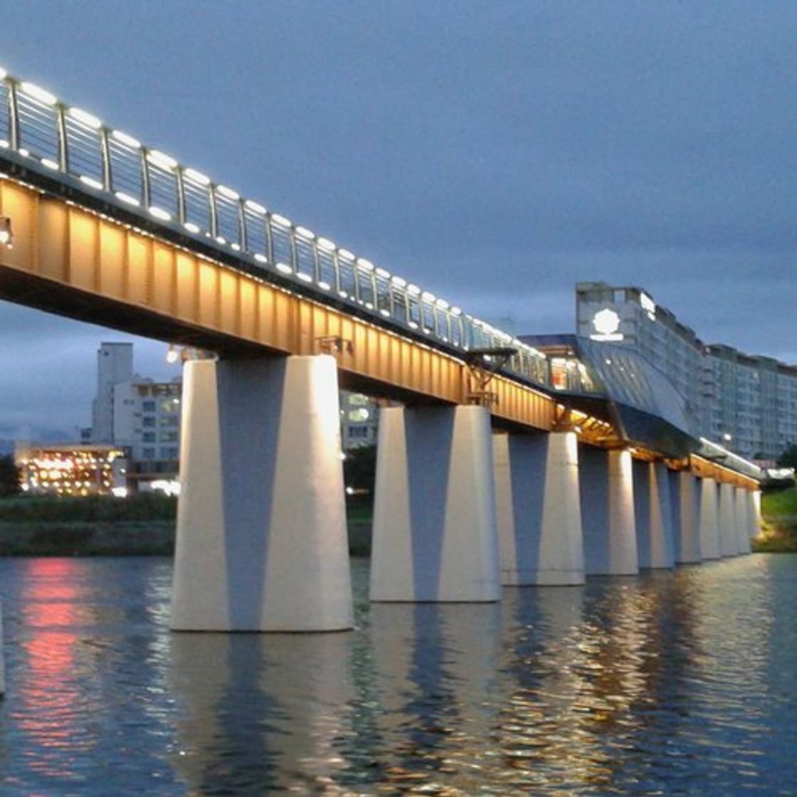Place Ayang Bridge