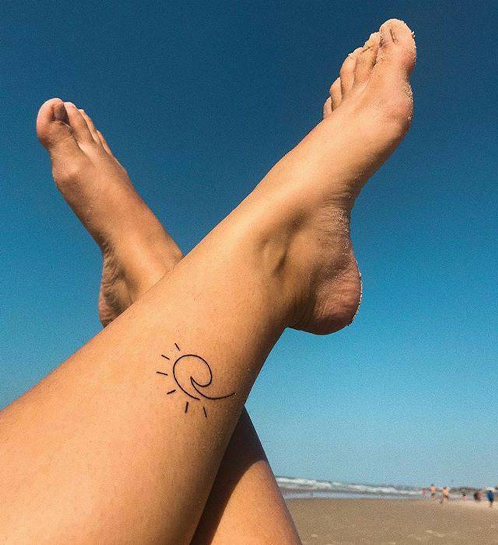 Moda Tatuagem praiana sol e mar