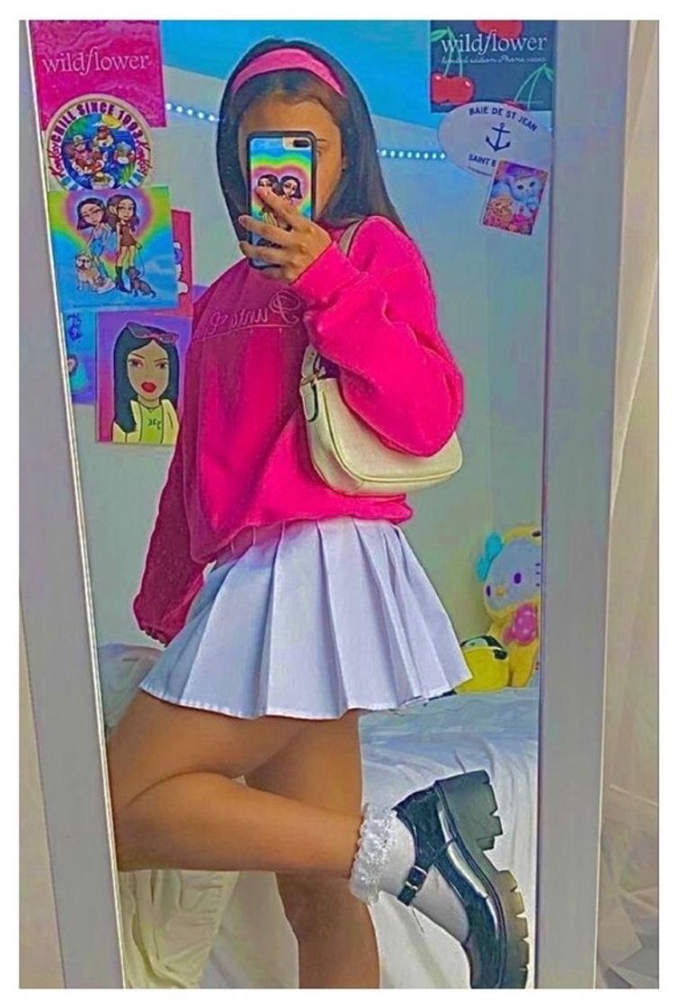 Looks soft girl