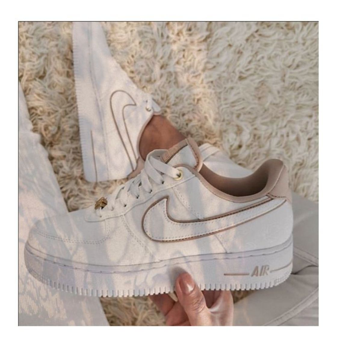 Social Nike AF1's