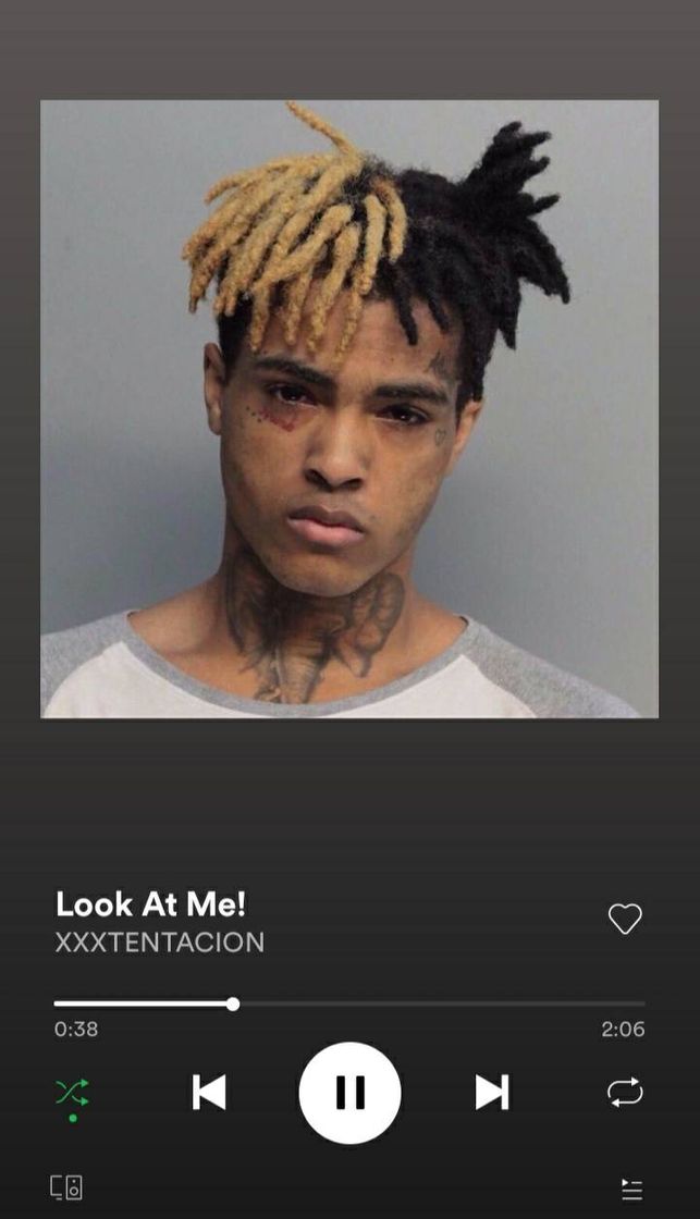 Moda Look At Me!
XXXTENTACION