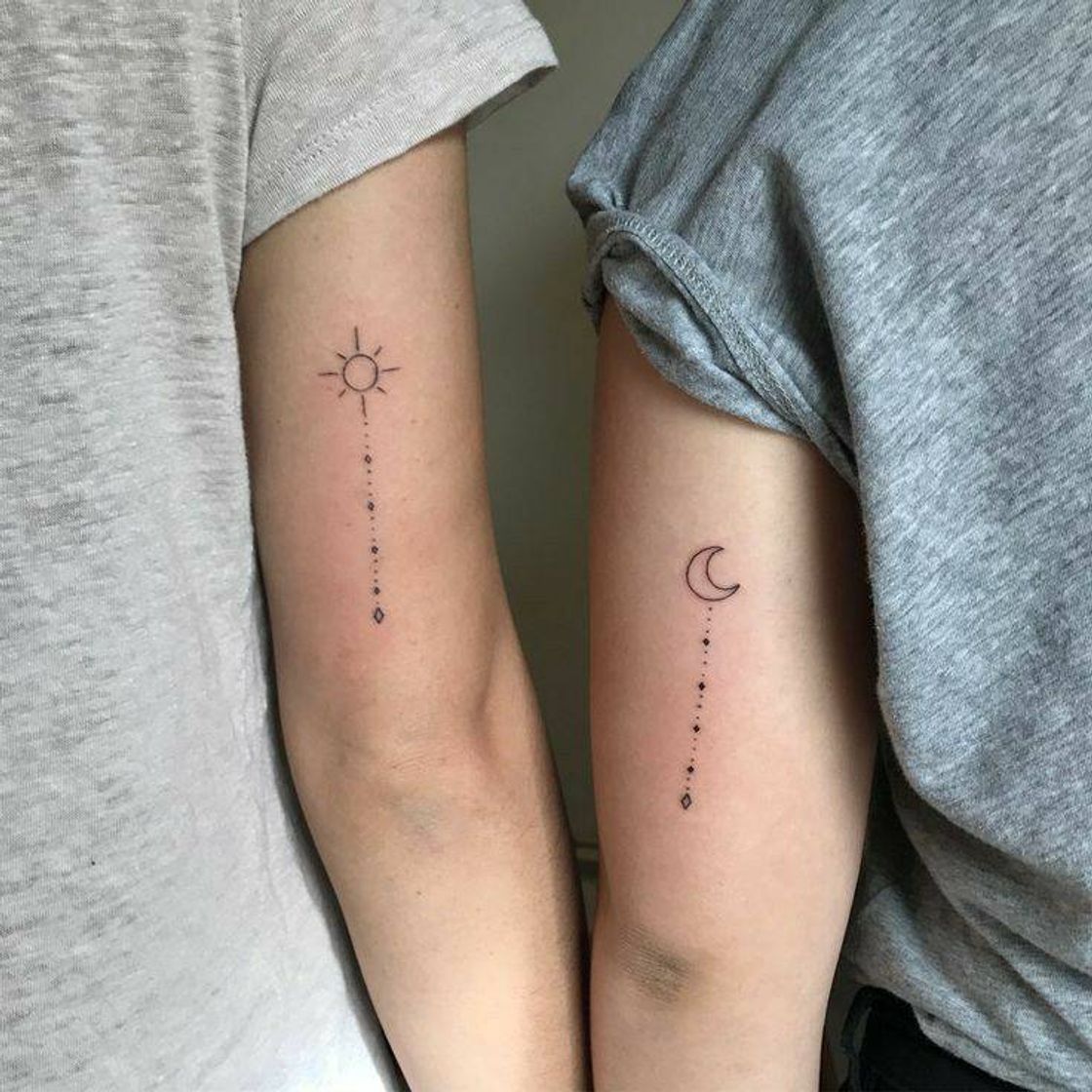 Moda Tatuagem sol & lua