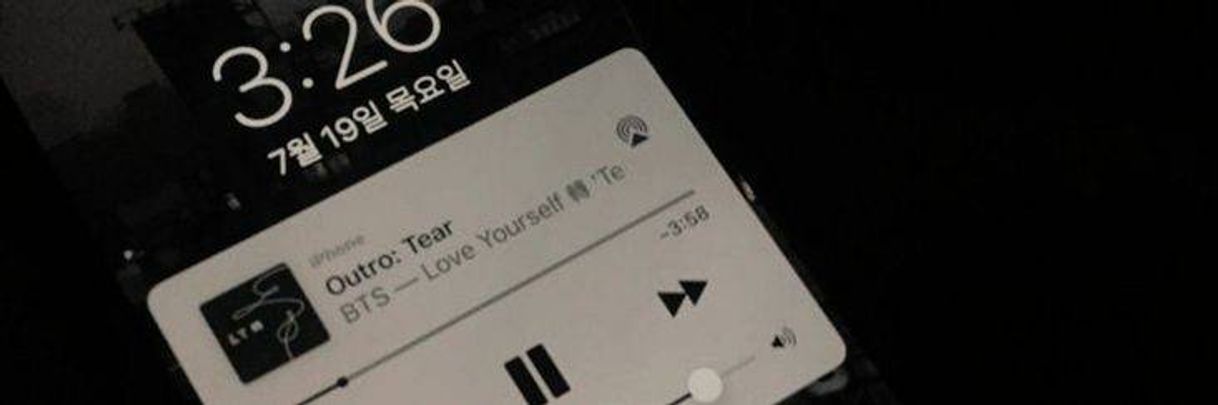 Social Header aesthetic