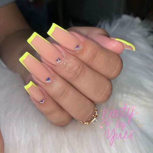 Nails  Neon 