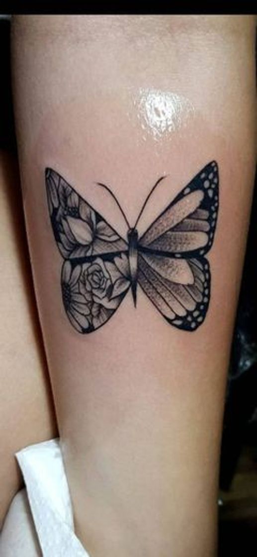 Moda Tatuagem feminina Borboleta 🦋