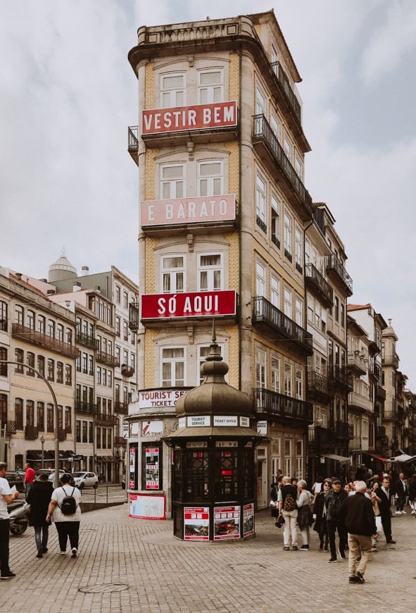 Lugar Rua das Flores