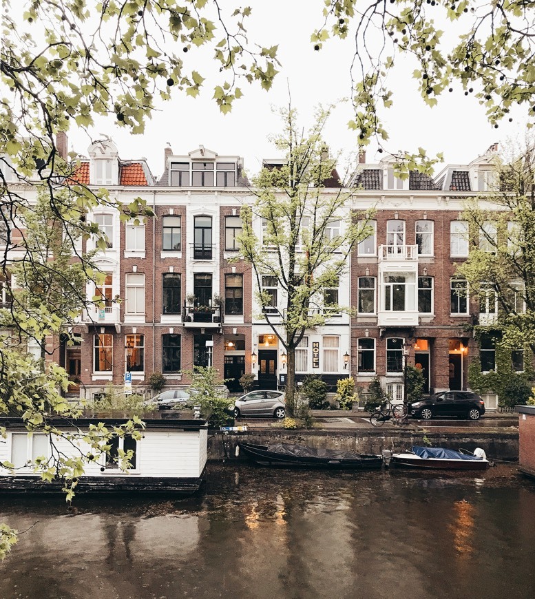 Place Canales de Ámsterdam