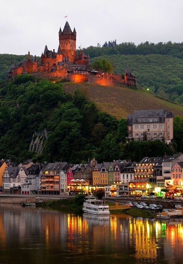 Lugar Reichsburg Castle Cochem, Germany