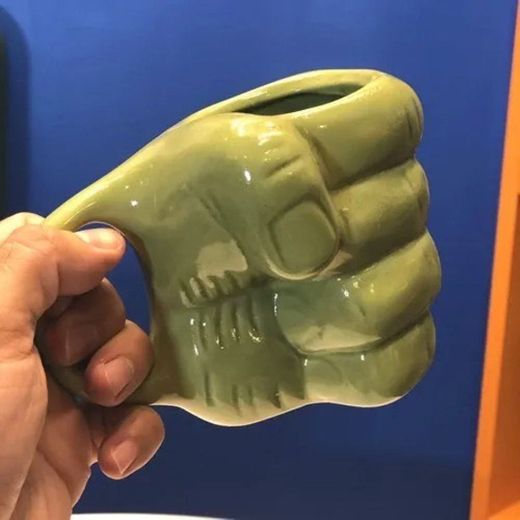 Caneca 3D formato mão Hulk