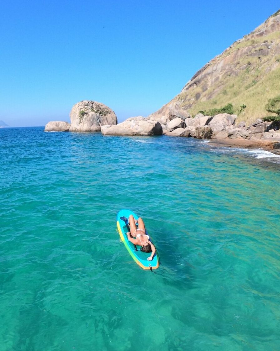 Places Praia do Perigoso