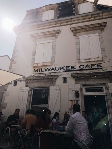 Milwaukee Café
