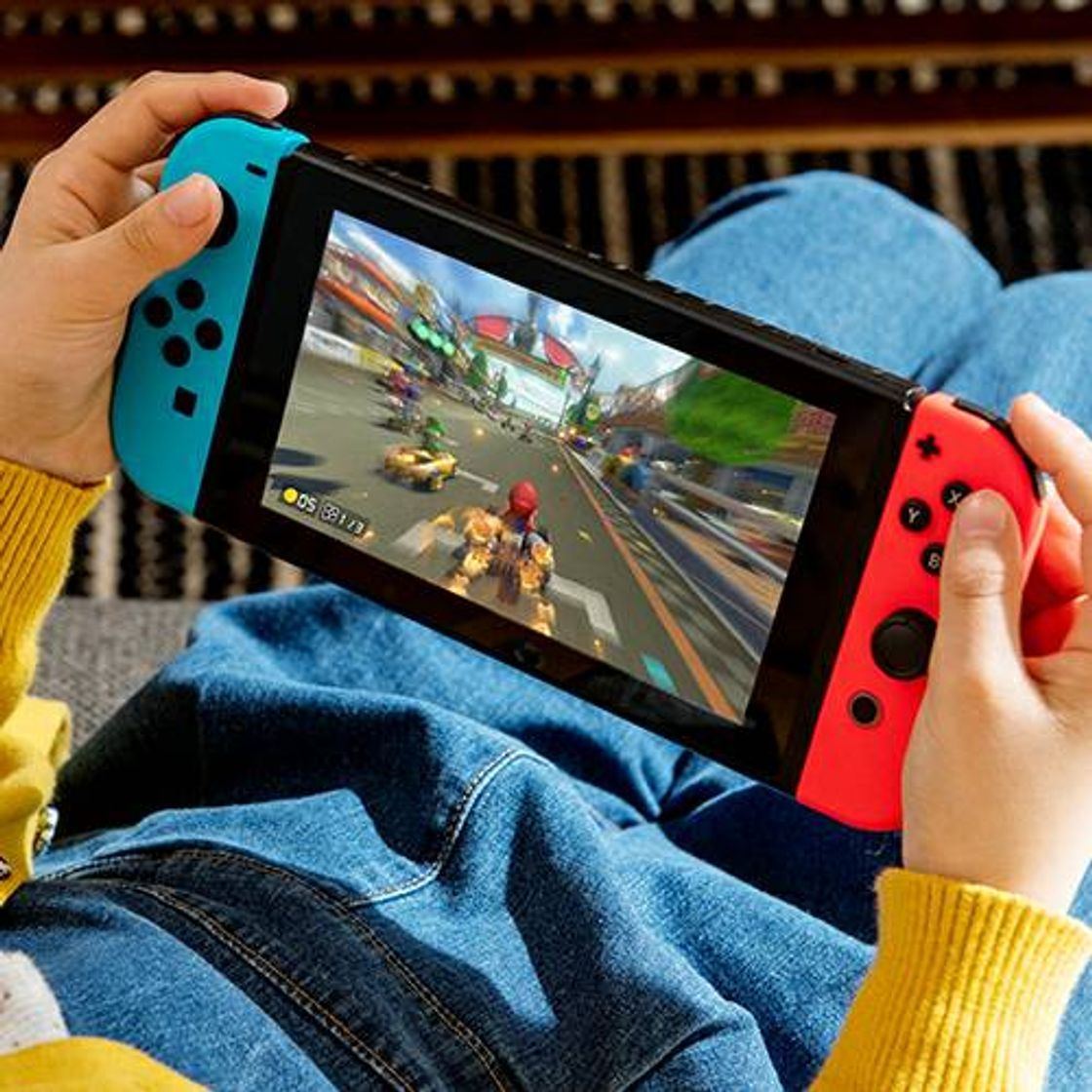 Social Nintendo Switch - Consola color Azul Neón/Rojo Neón