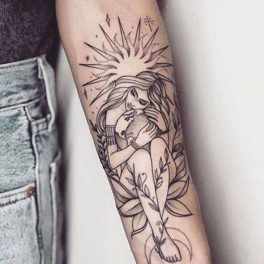 Tatto abraçando a Terra 🌎