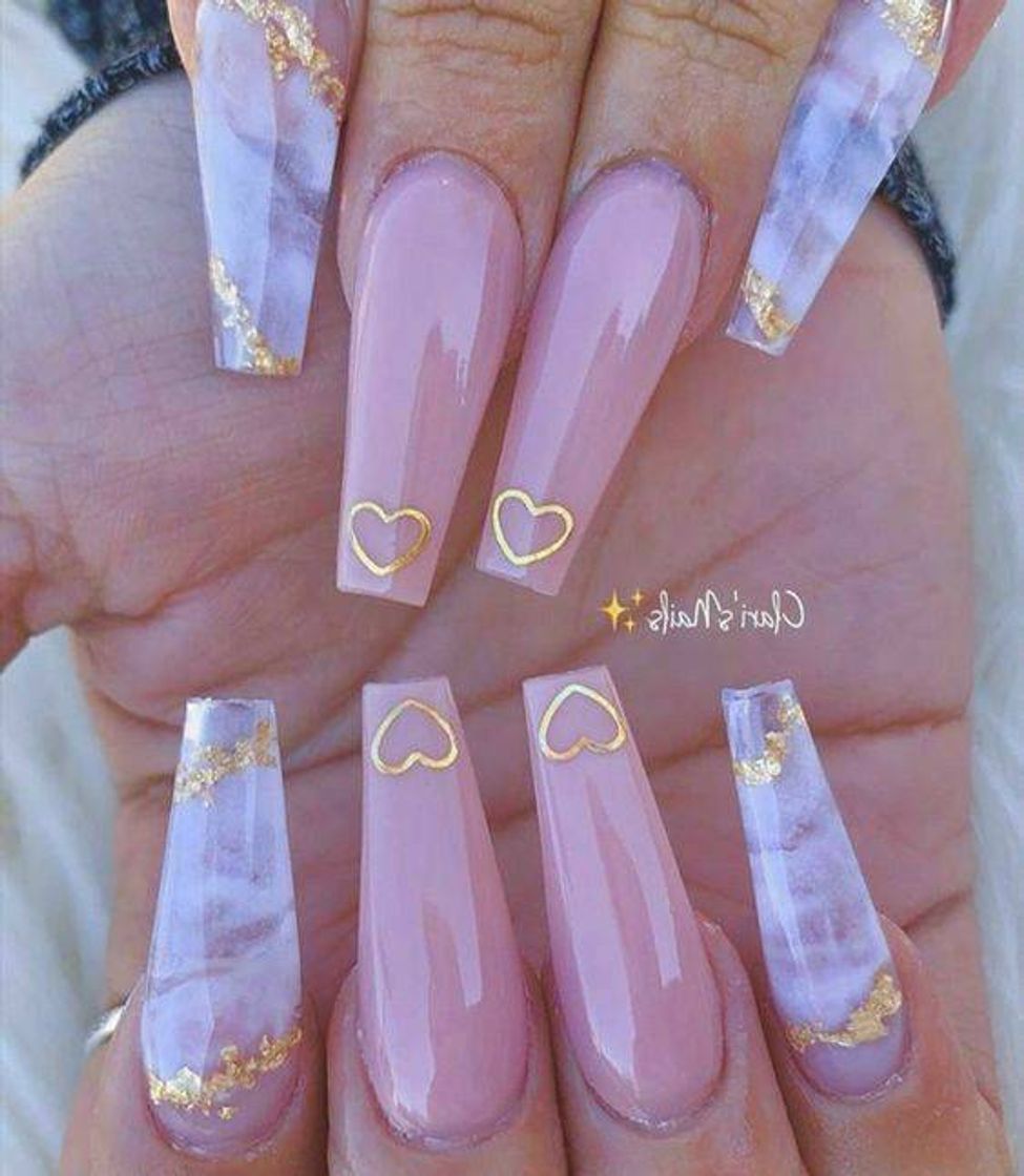 Fashion Heart nails