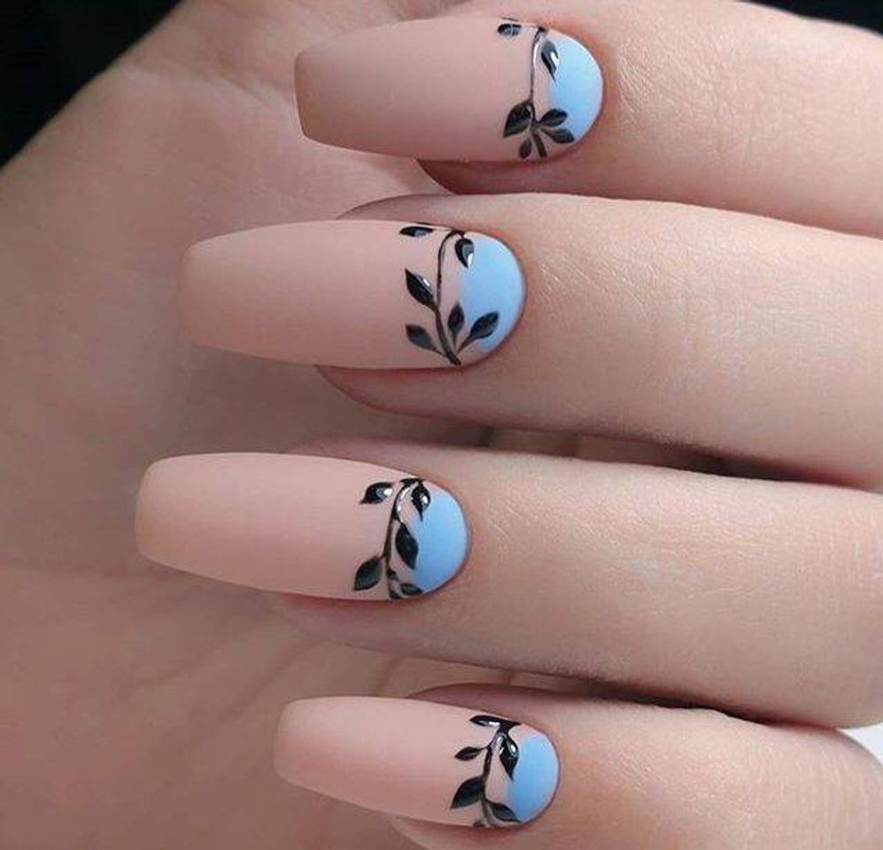 Fashion Simple nails