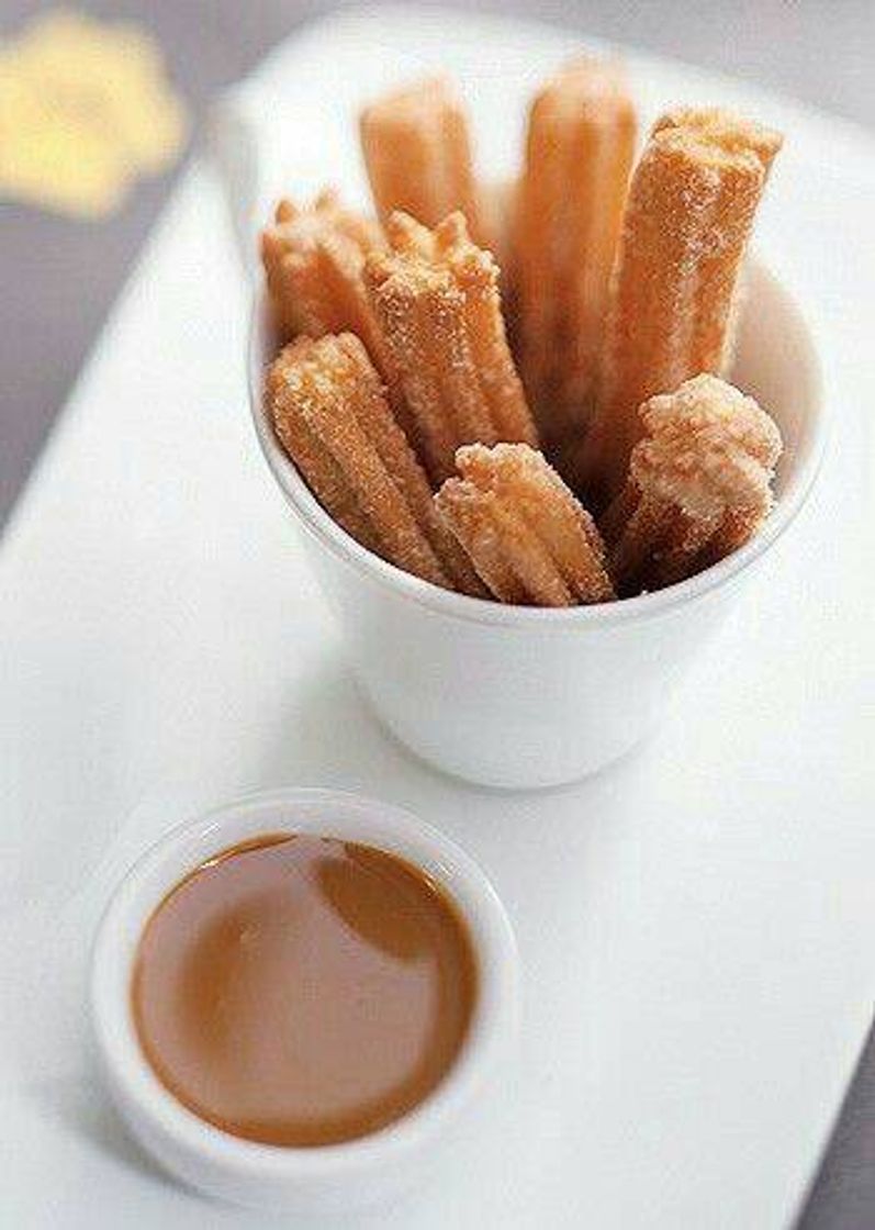 Moda Churros com doce de leite 