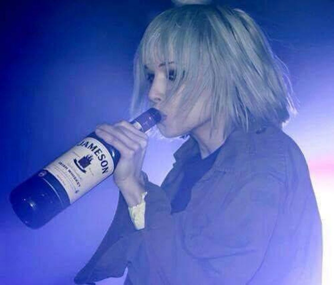 Social Alice Glass