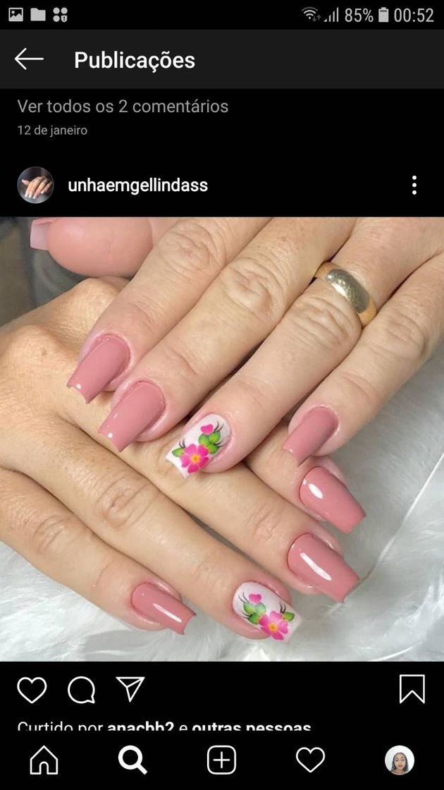 Moda Unhas com a cor fraca bem bonita