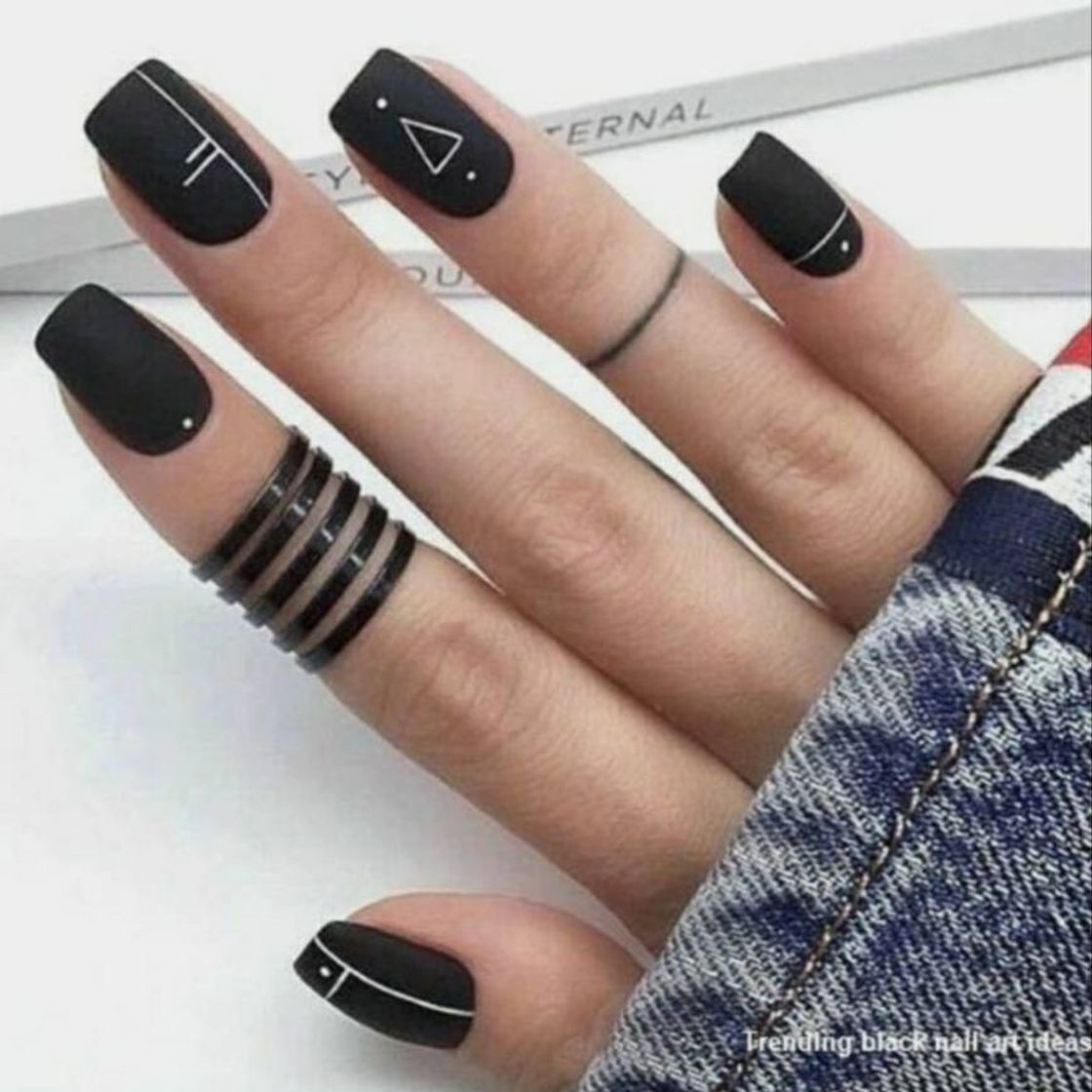 Moda Unhas minimalistas