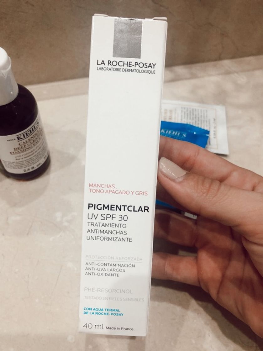 Social La Roche-Posay Pigmentclar Day Care SPF 30 40ml