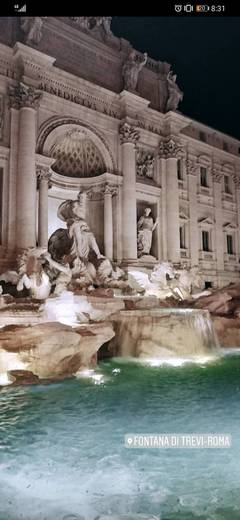 Fontana di Trevi