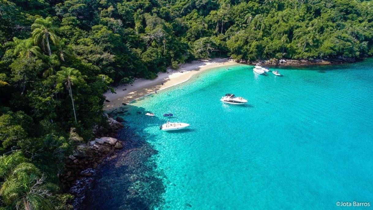 Place Lagoa Azul Praia linda e clara ir de barco eh melhor