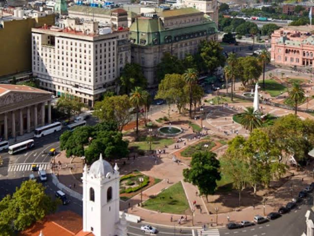 Places Plaza de mayo