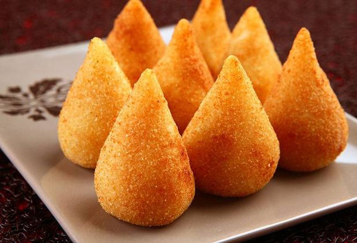 Moda Coxinha: la ricetta dell'antipasto brasiliano a base di pollo