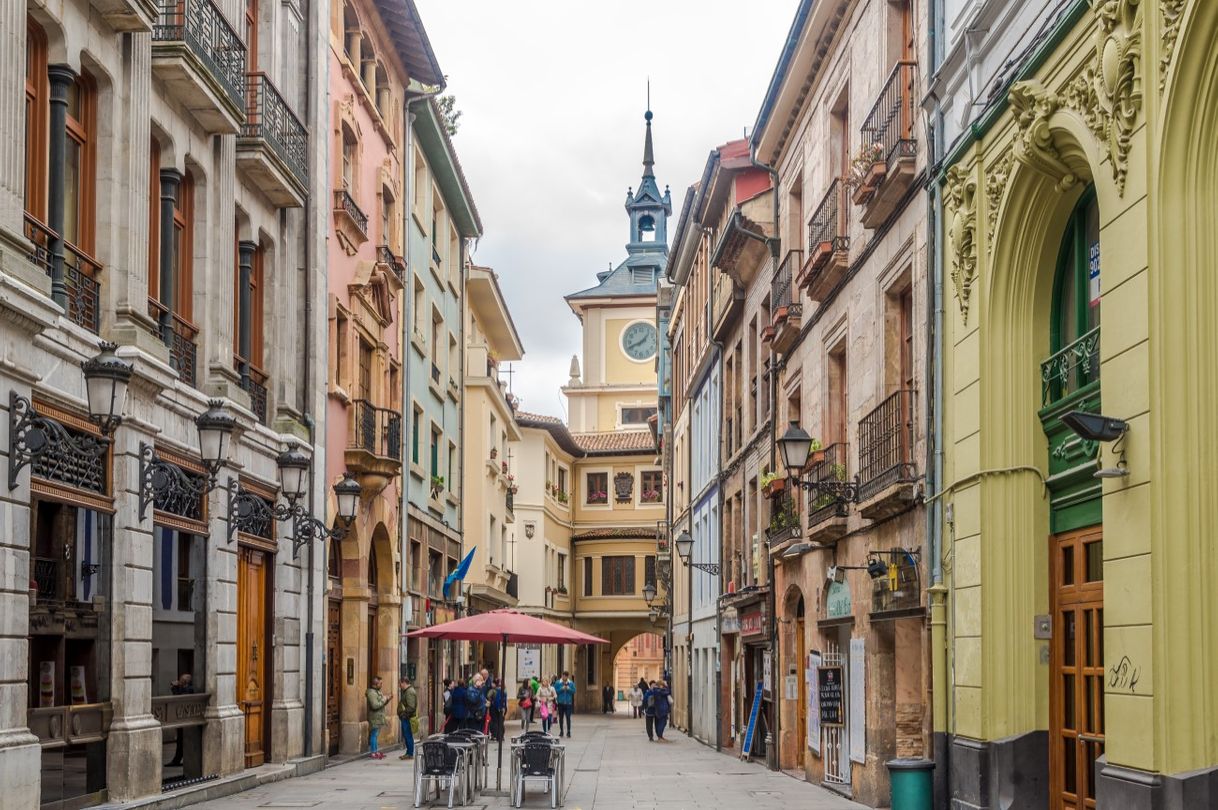 Lugar Oviedo