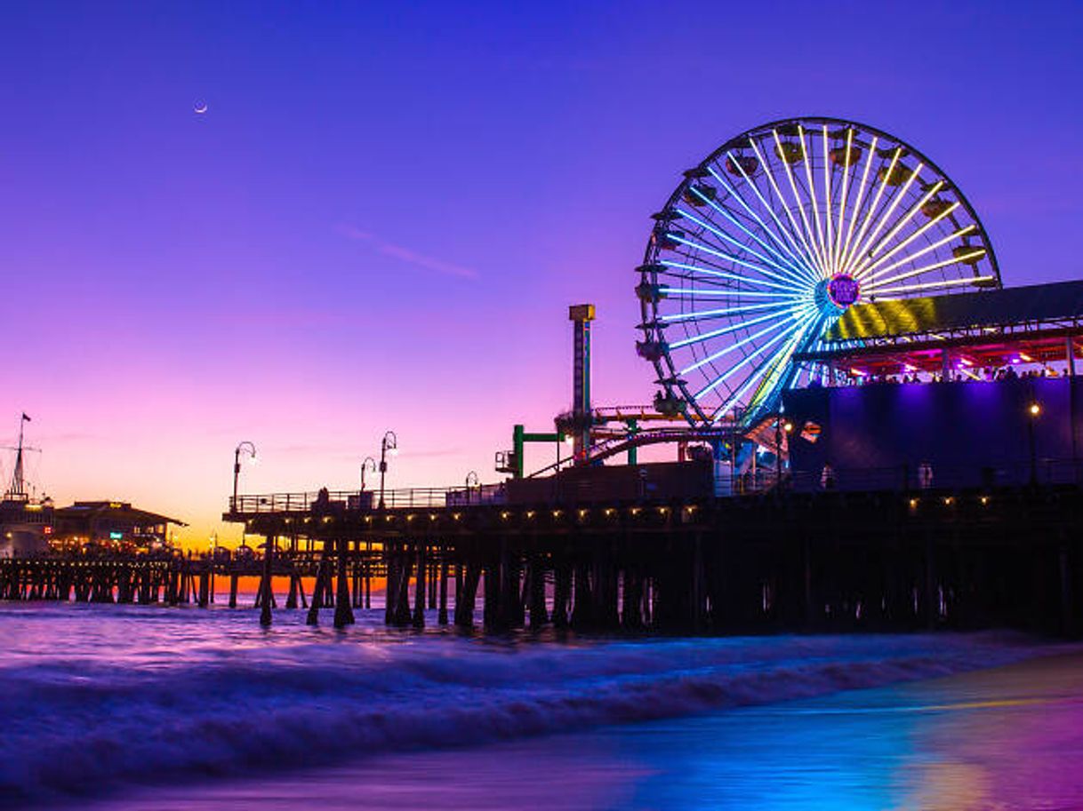 Place Santa Monica Pier