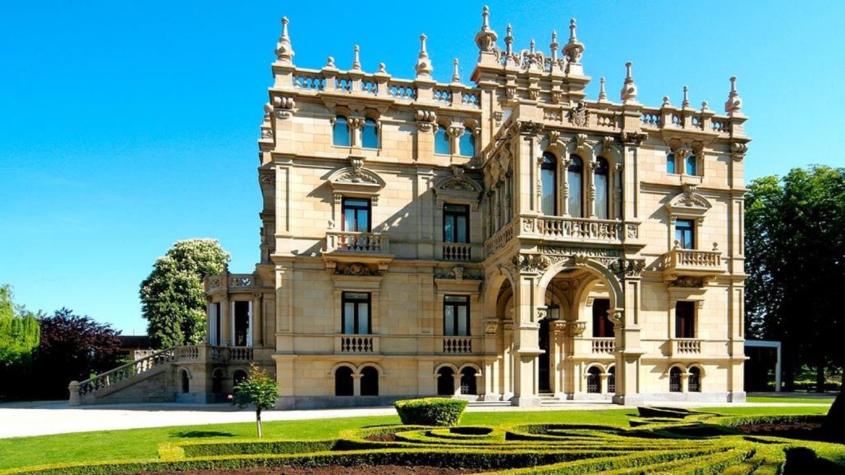 Place Museo de Bellas Artes de Álava