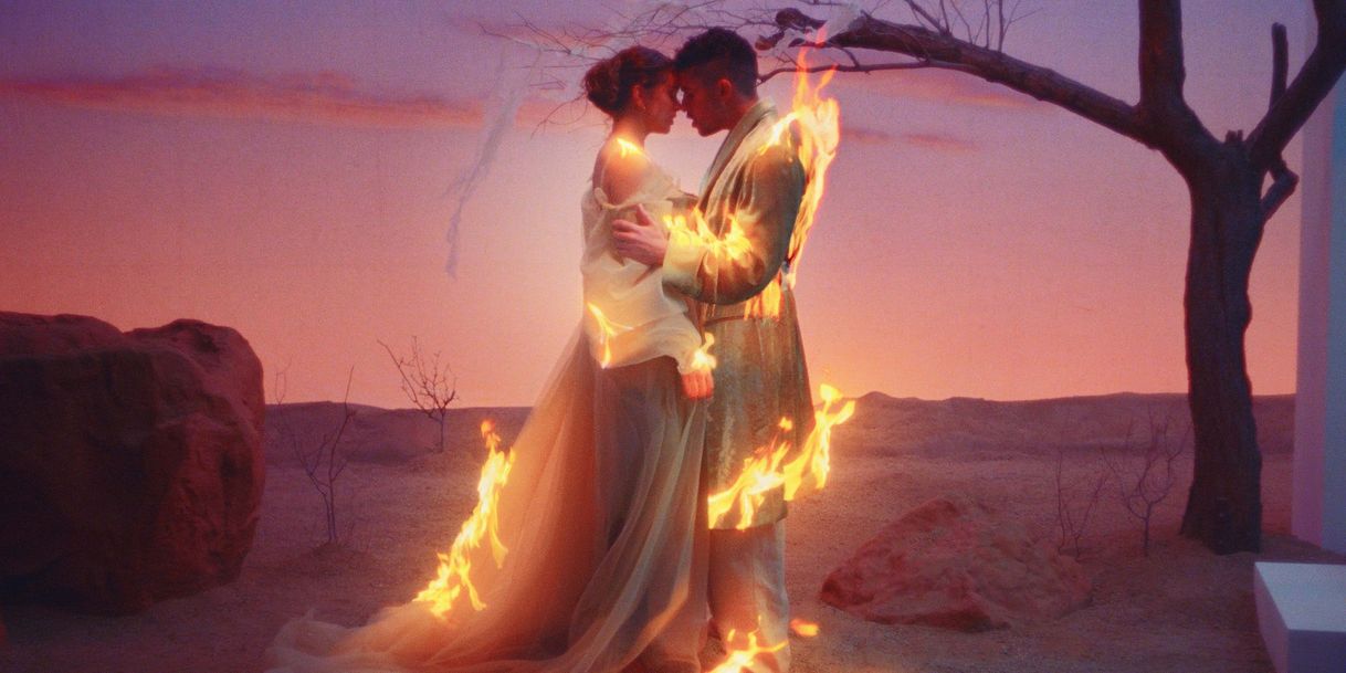 Canción LA NOCHE DE ANOCHE