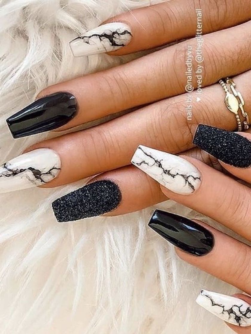 Fashion Unhas pretas