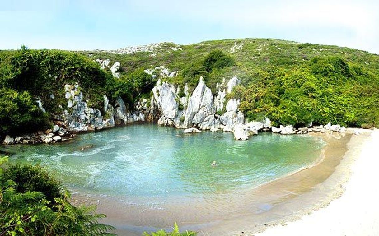 Lugar Playa de Gulpiyuri