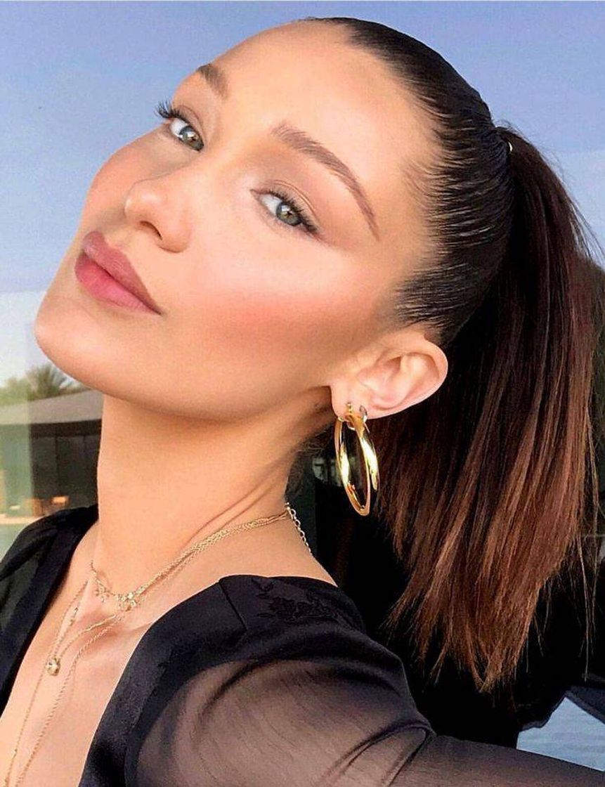 Fashion Makeup bella hadid