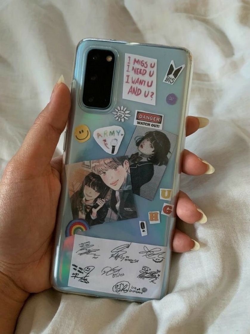 Producto Capa com decoração do BTS